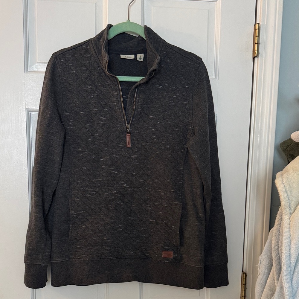 L.L. Bean Women’s Quilted Dark Gray Zip-Up Sweatshirt